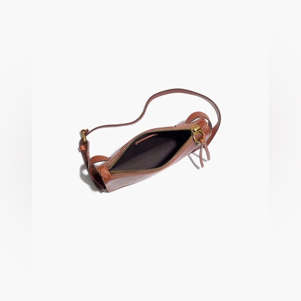 Madewell The Simple Pouch Belt Bag - Picture 2 of 5